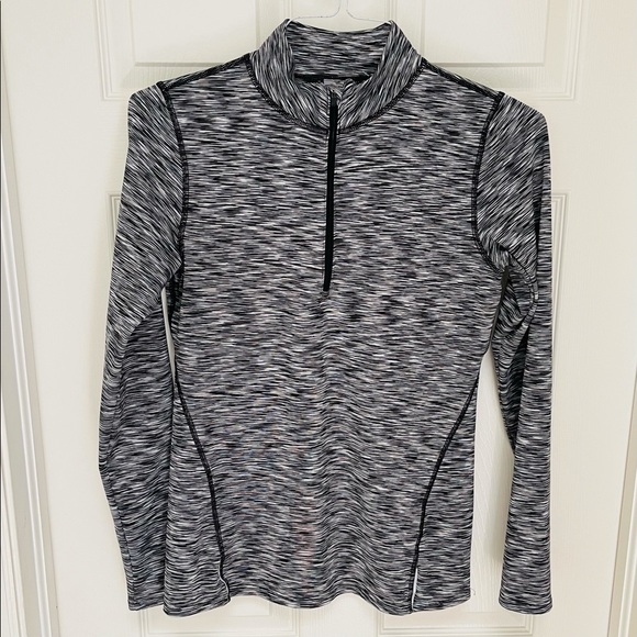 Athletic Long Sleeve Top-90 Degree by Reflex - Med - Picture 6 of 10